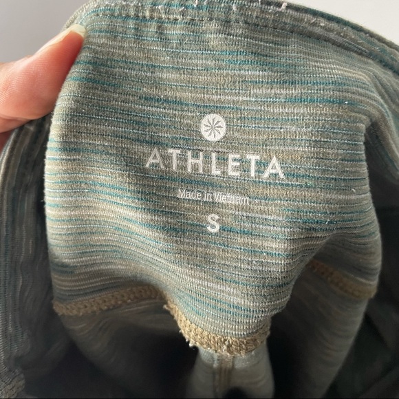 Athleta Cropped Leggings size small - Picture 6 of 7